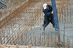 Nalivanje betona za temeljnu ploču za Amadeo II