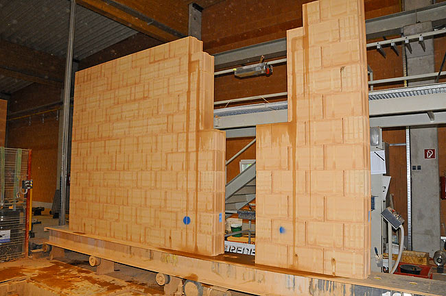 REDBLOC wall after cutting