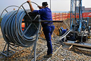 Geothermal drilling and installation of geothermal probes, a visual guide