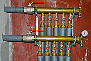 Connection of the geothermal heat pump with the vertical probes