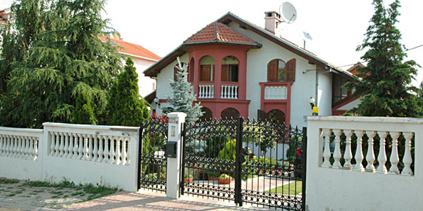 House in the western part of Veliki Mokri Lug