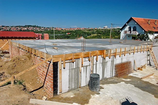 Amadeo A2 armed concrete slab finished