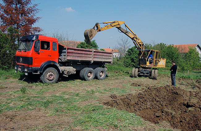 Starting Amadeo's land preparation 05