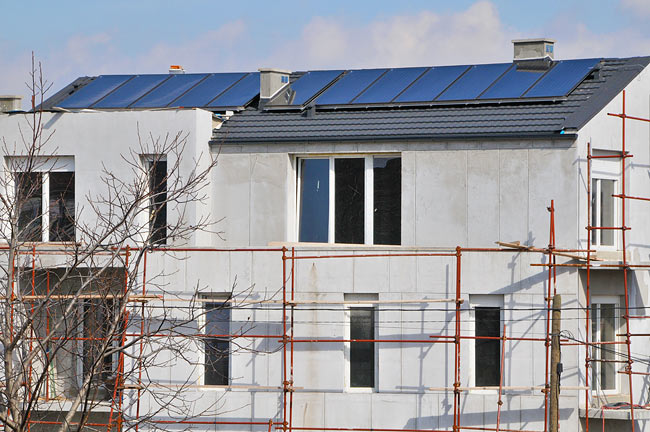 Solarni kolektori na krovu Amadea
