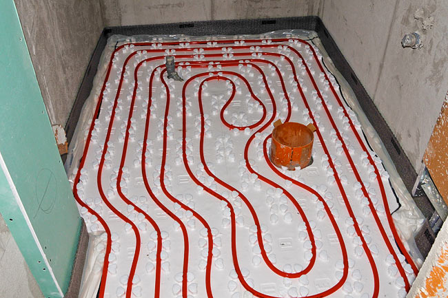 Instalacija petlji podnog grejanja u duploj spirali - 3