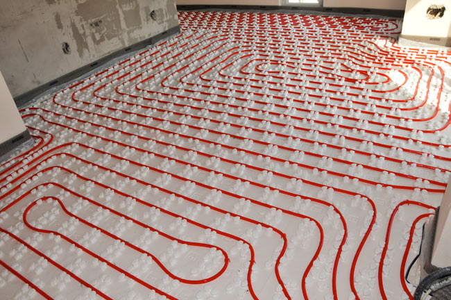 Instalacija petlji podnog grejanja u duploj spirali - 1